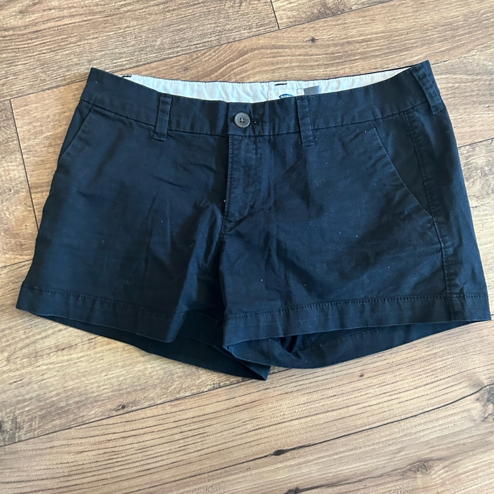 Old navy shorts, size 4 navy blue